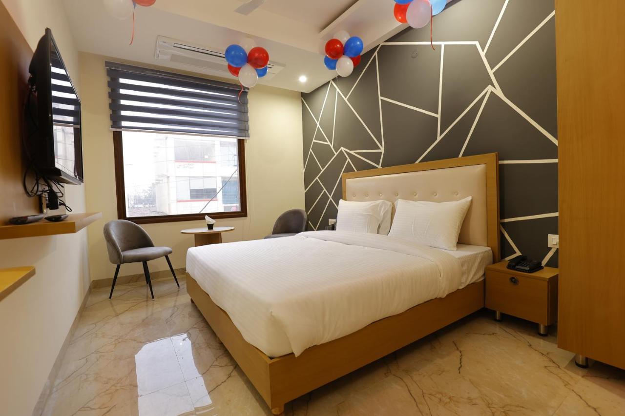 Hotel Bliss Zirakpur 외부 사진